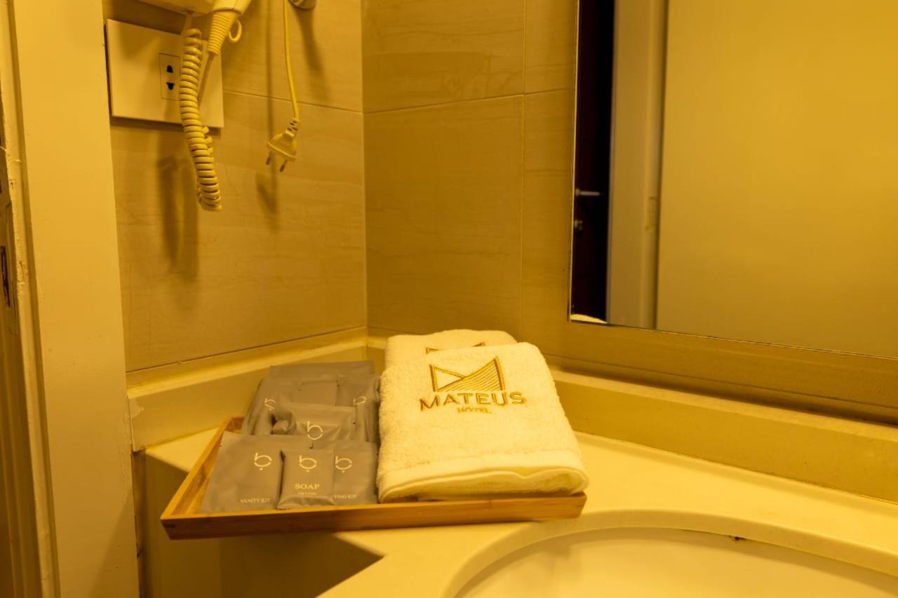 Mateus Hotel & Pool Jounieh Exteriör bild